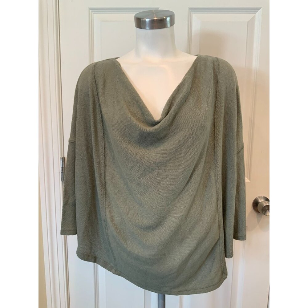 We The Free Light Green Cowl Neck Sweater W/ Side Slits, Size Small